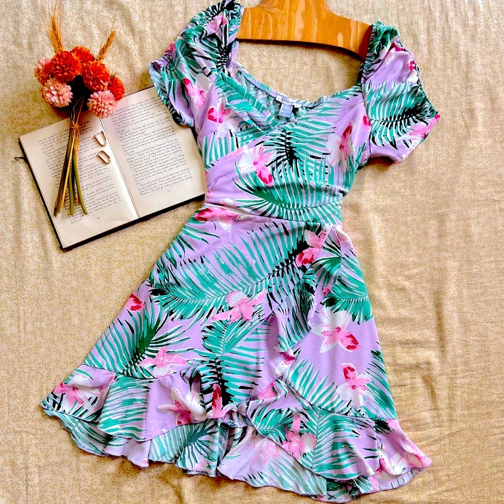 🌴 Tropical Summer Dress